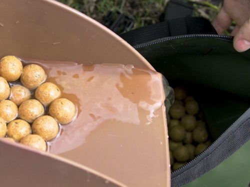 Delphin BAITYX csalizó övtáska 