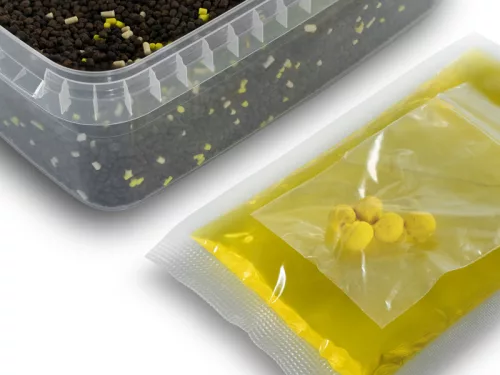Pellet box Delphin Reaxe READY&GO Kukorica–Anannász / 400g