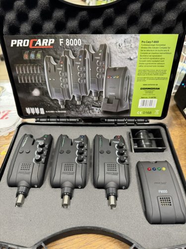 CORMORAN Pro Carp F-8000 kapásjelző szett 3+1